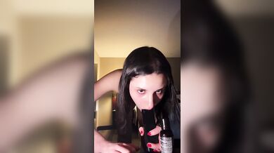 Amateur Princessperdida Plays With The Remote Control While Teasing
