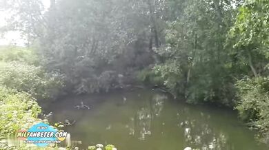 She exposed her tits to a passerby and blowjobs his cock