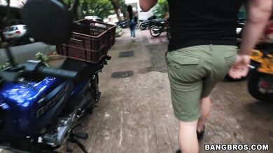 Yiming Curiosity Fucks In Van