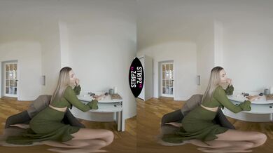Sweet Elina In Softcore VR