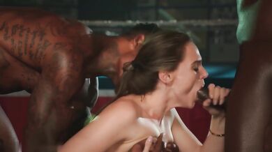 Hot MILF Tori Black Takes Two BBCs In Interracial Threesome