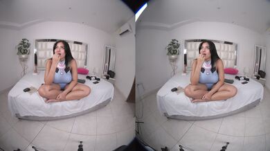 Alhana Pulido In Solo VR Porn Video