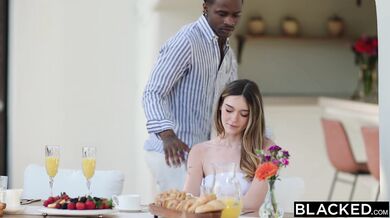 Hottie Della Cate Ditches Loser Boyfriend For A BCC