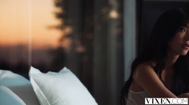 Perfectly Natural Stunning Babe Emiri Momota Has Intense Multiple Orgasms