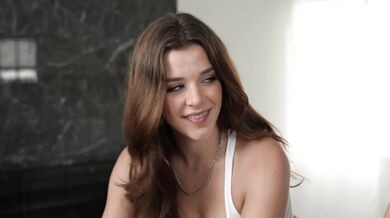 Molly Little And Jade Maris In Threesome Exercise