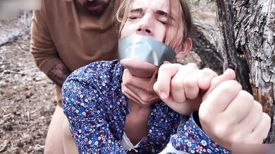 Juniper Ren Hard Fucked In Woods