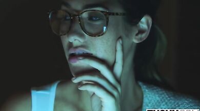 Nice Babe Gets Anal Fuck