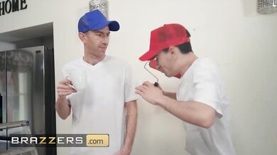 Louise Lee Rewards The Housepainters She Hired With A Paint Her Face With Cum