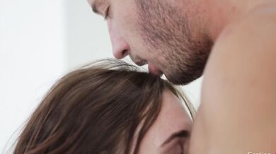 Cum On Jodi Taylor's Hairy Pussy