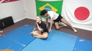 Boyfriend gets beaten by girlfriend's friend