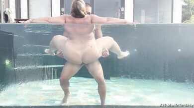 Outdoor Pool BBW Hotwife Fucking