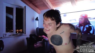 Sexy Tattooed Model Masturbates With Dildo Then Gives Blowjob On Vacation