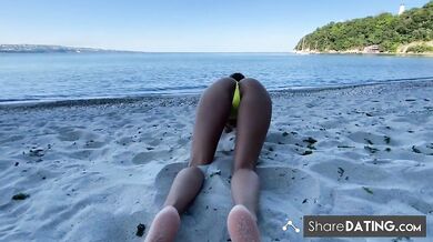 Wild Public Beach Sex Makes Her Cum Twice