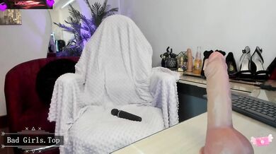 Hot Babe Footfetish Show