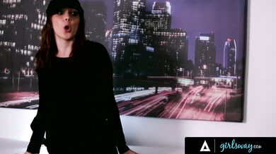 Thief Jenna Sativa Caught Sniffing Panties By Angela White! Robbery Turns Into Wild Sex
