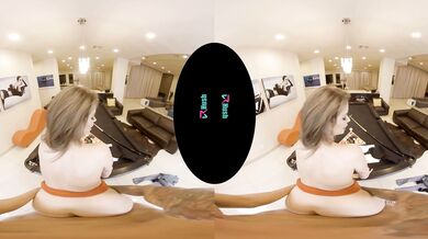 VR Playtime With Emily Addison