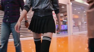Flash my pussy in a busy shopping mall