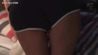 I find myself drowning in a relationship where she makes me cum inside her