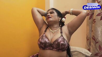 Beautiful Bhabhi Enjoys Hot Romantic Sex