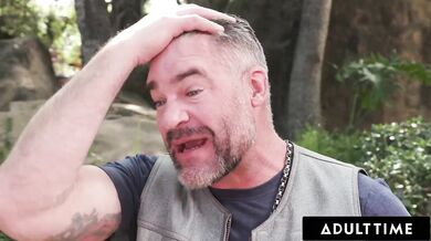 Biker Clubhouse Banished Lilith Grace Who Can’t Control Her Massive Squirting Orgasms