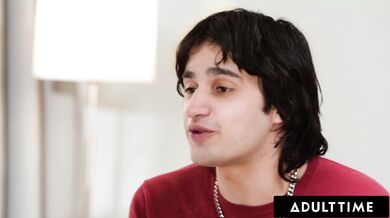 MILF Aderes Quin Discovers Stepson's Anal Gift By Mistake And Surprise Him