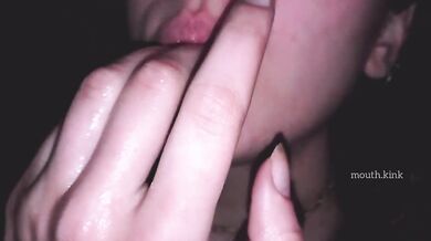 Finger deepthroating makes me drool like hell