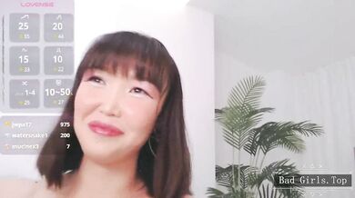 Pretty Asian teen teasing show