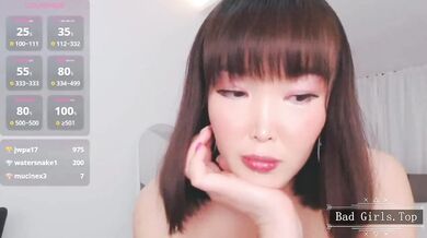 Pretty Asian teen teasing show