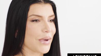 Women Orgasm With The Voluptuous MILF Romi Rain