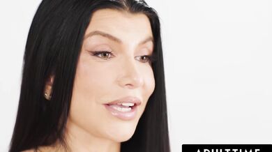 Women Orgasm With The Voluptuous MILF Romi Rain
