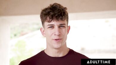 Horny Leana Lovings Skips Studying When Hot New Step Cousin Shows Up And Wants To Fuck
