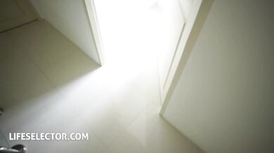 Luxury Mur Needs Someone To Handle Her Desires