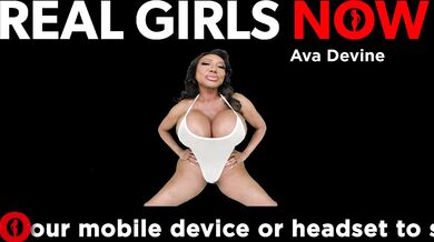 Ava Devine dráždí velkými prsy v bílém body