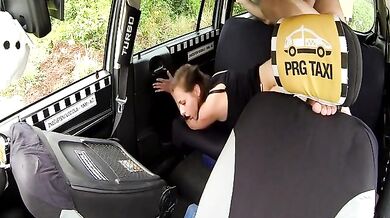 Antonia Sainz fucked in taxi