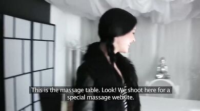 Krásná dívka z ulice se dostane k natáčení porna