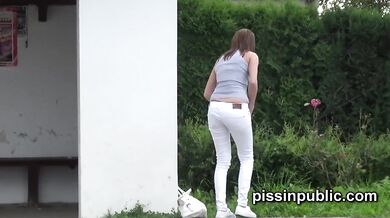 Pissing na veřejnosti