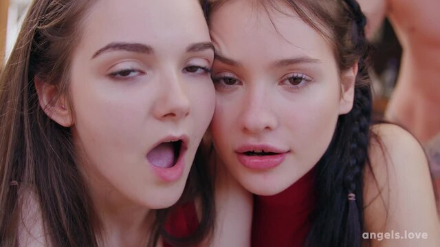 Matty Mila Perez and Simona Purr fucked in threesome