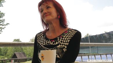 Czech Streets 111 - Follando con pelirroja madura