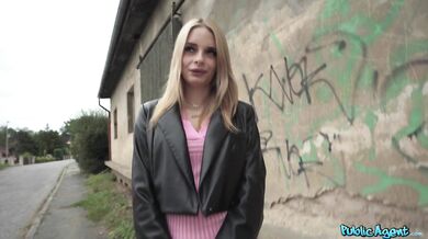Teen blonde fucked outdoor by Public Agent