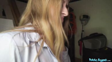 Nikki Riddle jebe Public Agenta