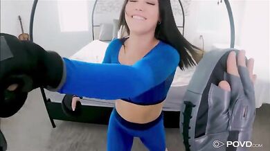 Boxing Babe Alina Lopez