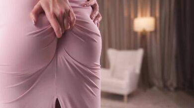 Amateur Asian Solo Teases With a Toy