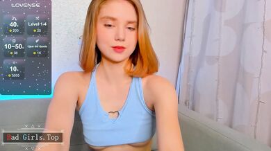 Petite Teen Shows Her Pretty Boobs