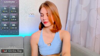 Petite Teen Shows Her Pretty Boobs