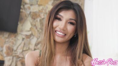 Clara Trinity's petite Asian spinner scene
