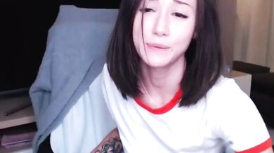 Adorable Teen Is Simply Irresistible