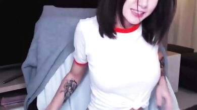 Adorable Teen Is Simply Irresistible