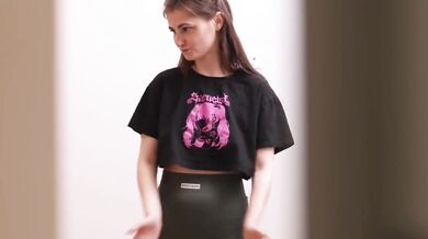 He Fucks His Girlfriend With A Hard Cock
