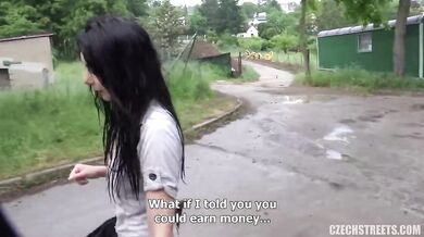 Silvie Gives A Public Outdoor Blowjob On Czech Streets