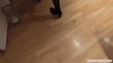 Sarah Sultry Gets Cash At The ATM And Then Gets Fucked - Czech Streets 123